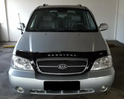 Дефлектор капота (мухобойка) KIA Carnival с 2002–2006 г.в. (Киа Карнивал) Вип Тюнинг